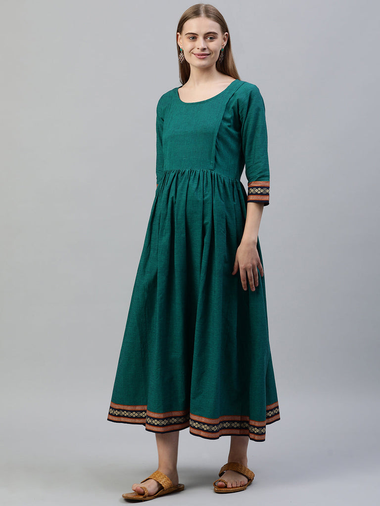 Green solid Maternity Dress