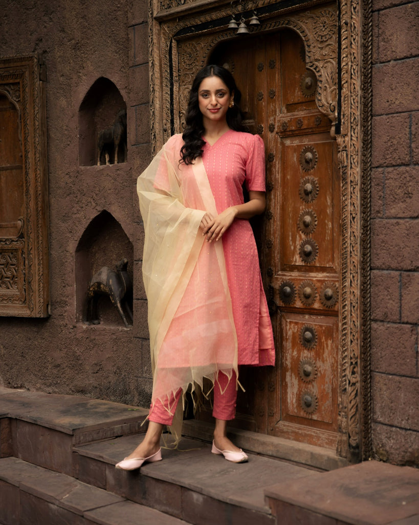 Anika pink kurta set