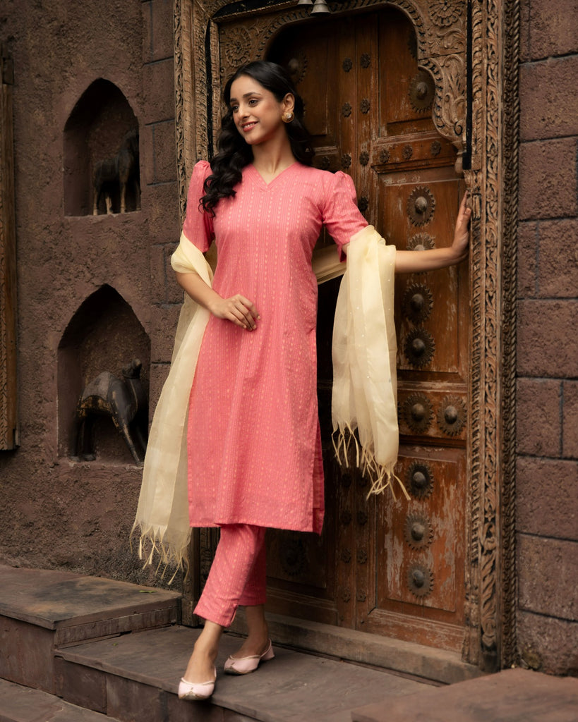 Anika pink kurta set